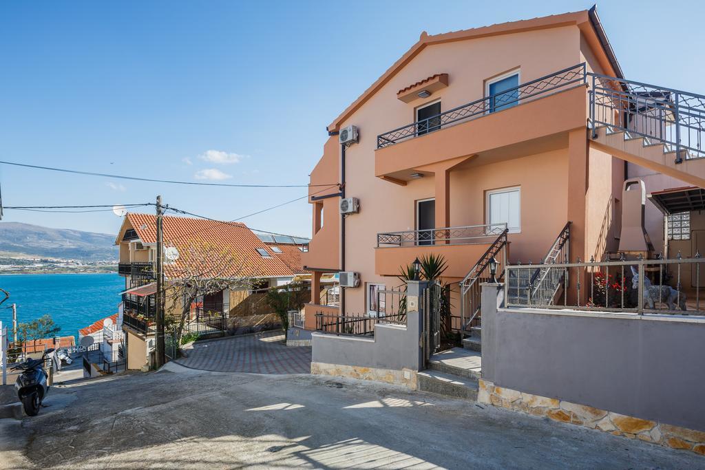 טרוגיר Apartments Viljac מראה חיצוני תמונה